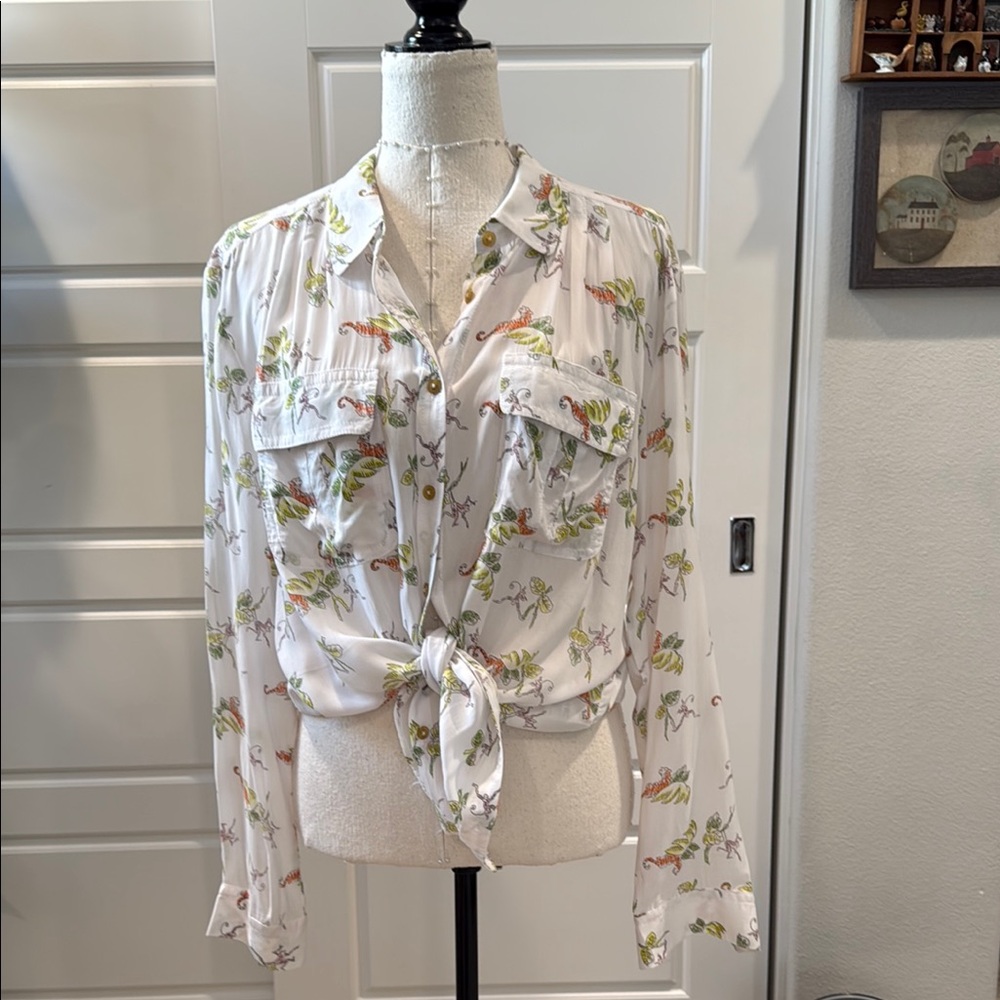 Maeve by Anthropologie White animal print Button-Down Shirt